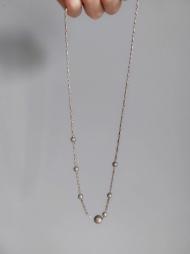 srebrny naszyjnik z kuleczkami, długość 47 cm